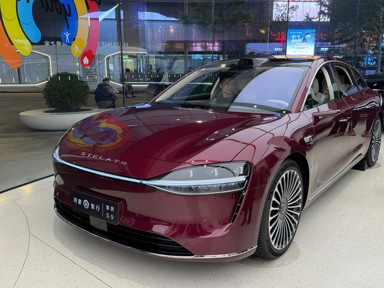 Vietnam Motor Show 2024 có xe gì mới đáng xem và những thông tin khách tham quan cần biết