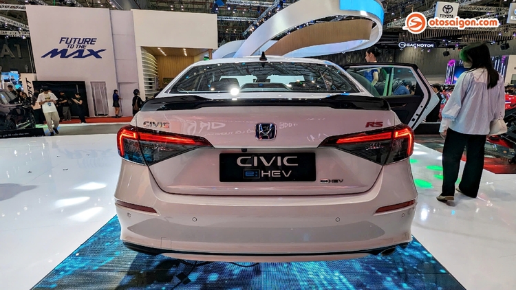 Honda Civic 2024 - VMS 2024 - Otosaigon (3).jpg