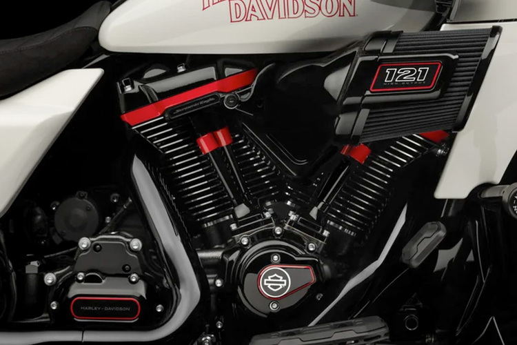 Harley CVO.jpg