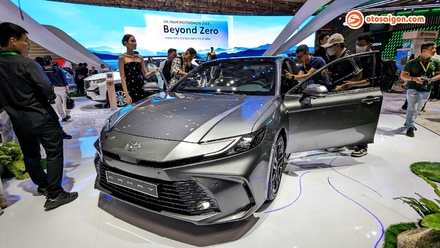 OS - Toyota Camry 2025 - VMS 2024 - Otosaigon (1).jpg