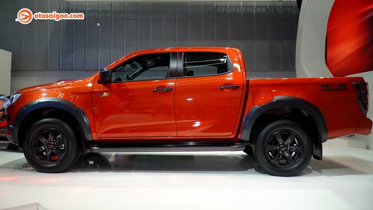 Xem chi tiết Isuzu D-Max Type Z 2025 tại VMS 2024: Nâng cấp gì khi giá bán giữ nguyên 880 triệu đồng? Xem chi tiết Isuzu D-Max Type Z 2025 tại VMS 2024: Nâng cấp gì khi giá bán giữ nguyên 880 triệu đồng?