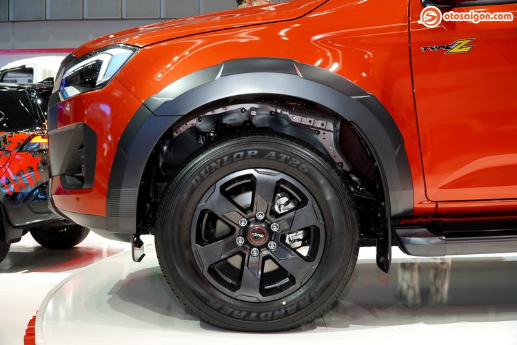 Xem chi tiết Isuzu D-Max Type Z 2025 tại VMS 2024: Nâng cấp gì khi giá bán giữ nguyên 880 triệu đồng? Xem chi tiết Isuzu D-Max Type Z 2025 tại VMS 2024: Nâng cấp gì khi giá bán giữ nguyên 880 triệu đồng?