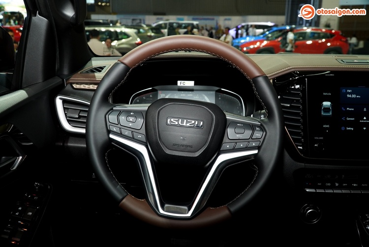 Xem chi tiết Isuzu D-Max Type Z 2025 tại VMS 2024: Nâng cấp gì khi giá bán giữ nguyên 880 triệu đồng? Xem chi tiết Isuzu D-Max Type Z 2025 tại VMS 2024: Nâng cấp gì khi giá bán giữ nguyên 880 triệu đồng?