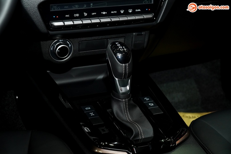 Xem chi tiết Isuzu D-Max Type Z 2025 tại VMS 2024: Nâng cấp gì khi giá bán giữ nguyên 880 triệu đồng? Xem chi tiết Isuzu D-Max Type Z 2025 tại VMS 2024: Nâng cấp gì khi giá bán giữ nguyên 880 triệu đồng?