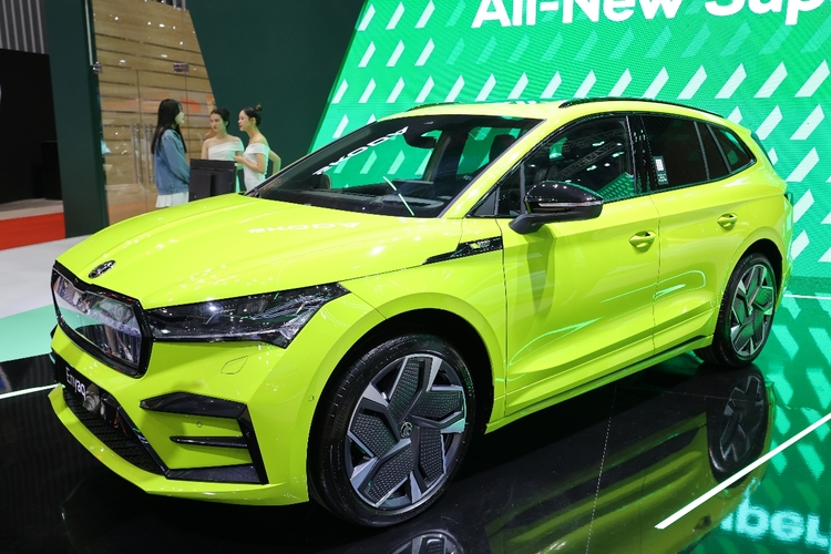 Skoda Enyaq.JPG