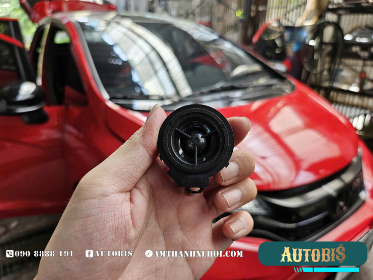 Honda Jazz nâng cấp âm thanh cơ bản từ thương hiệu Rainbow