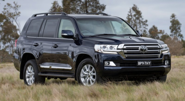 Toyota Land Cruiser 2016 bản nâng cấp ra mắt