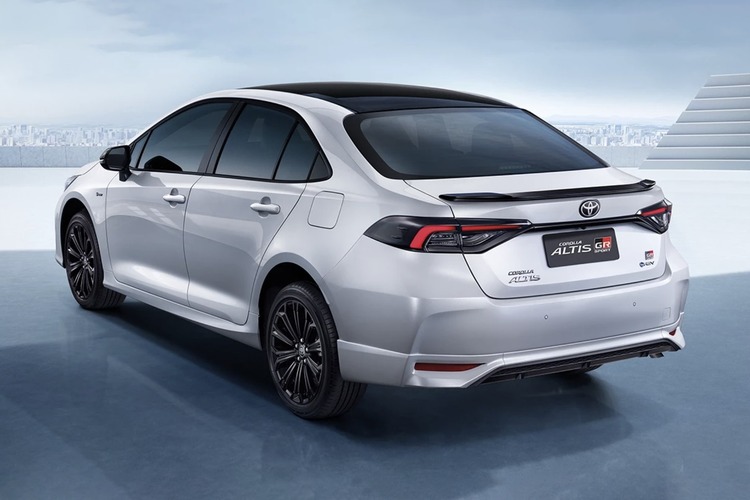 Toyota ra mắt Corolla Altis GR Sport 2025 tại Thái Lan: Bản GR Sport thể thao nhưng dùng máy Hybrid