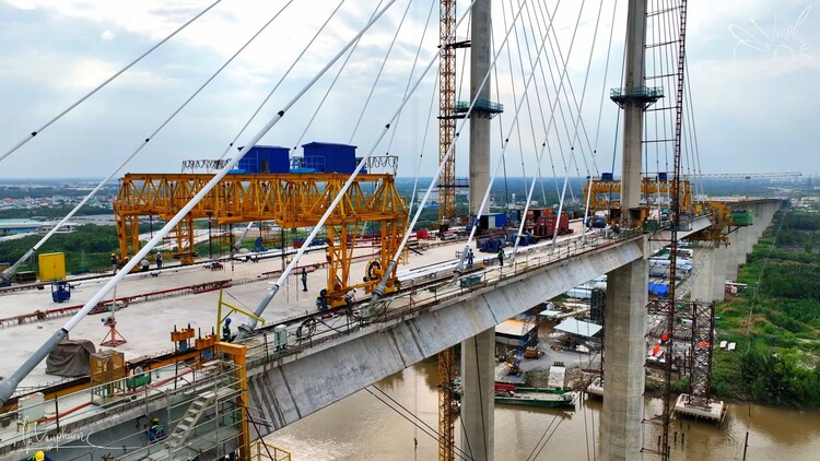 Diện mạo cao tốc Bến Lức đoạn qua TP HCM sắp thông xe Diện mạo cao tốc Bến Lức đoạn qua TP HCM sắp thông xe
