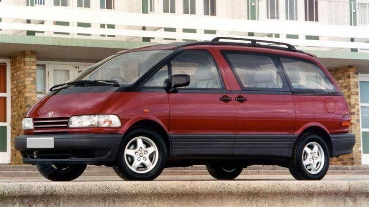 Bệnh hôi xăng ống xả với trong buồng lái trên Toyota Previa 1991