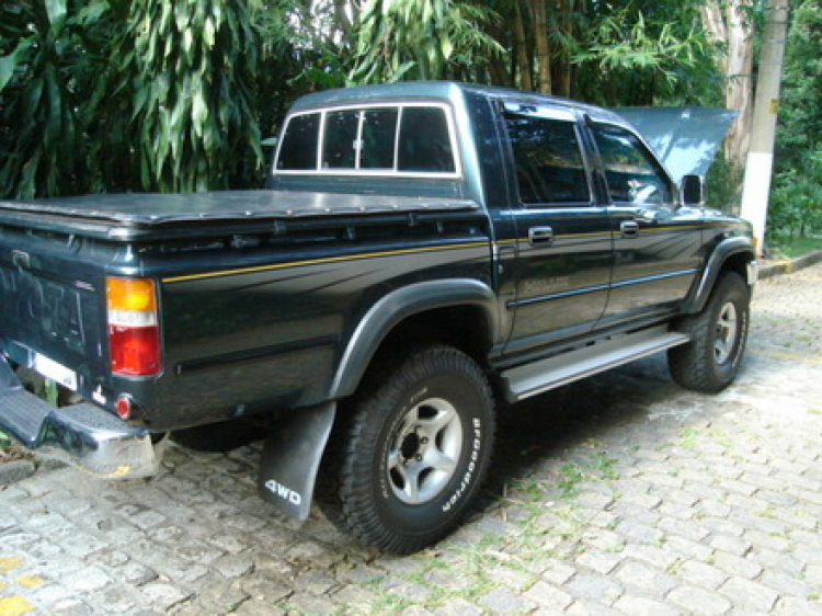 Dán số xe trên thùng Pickup