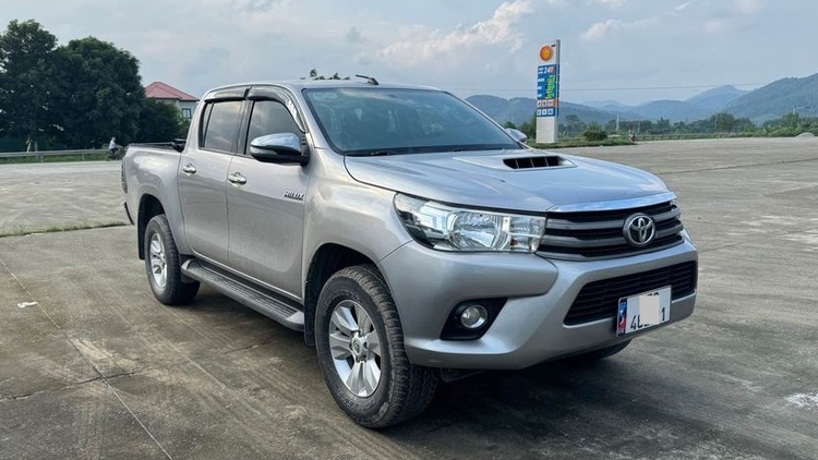 Hỏi về Còi (Kèn) của xe Hilux 2.5 MT đời 2015