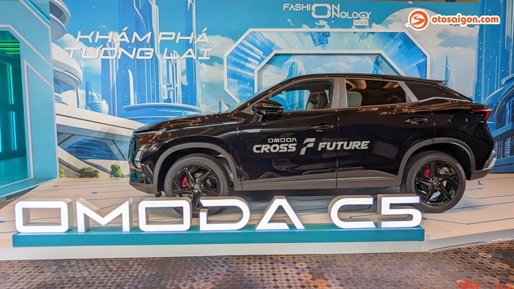 omoda-c5-2025-2.jpg