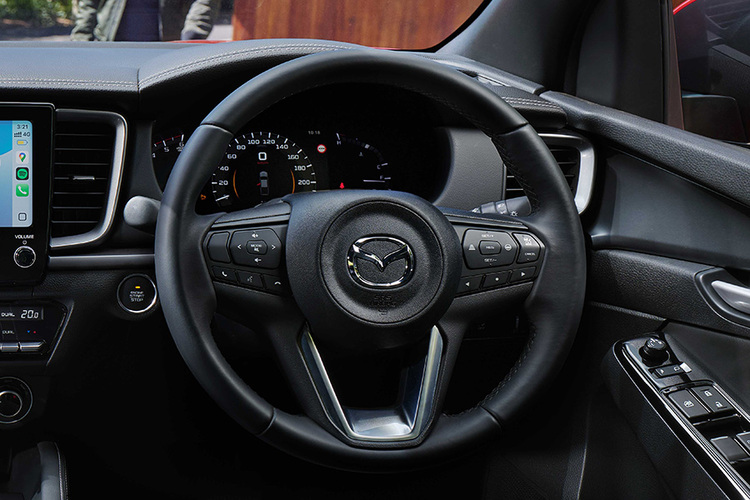 2025-Mazda-BT-50-Steering-Wheel.jpg