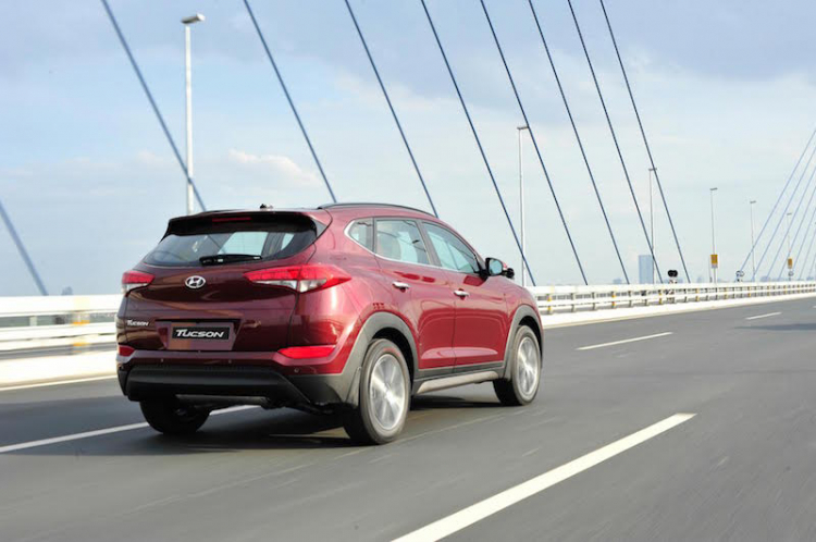 Hyundai Tucson 2016 có giá từ 925 triệu đồng tại Việt Nam