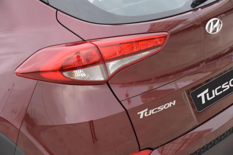 Hyundai Tucson 2016 có giá từ 925 triệu đồng tại Việt Nam