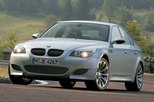 bmw m5 2010.jpg