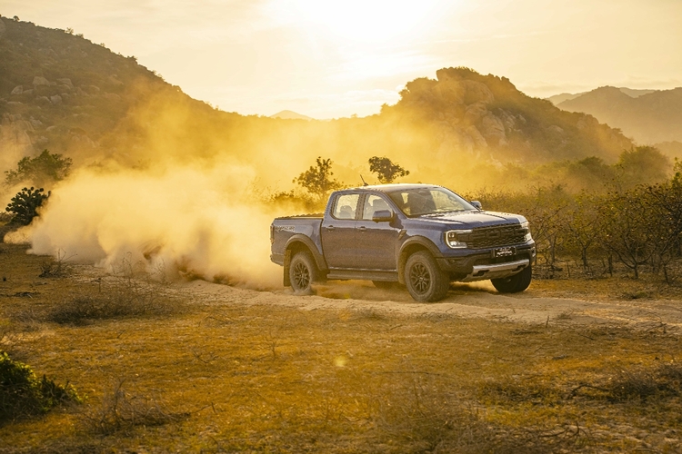 Lên rừng xuống biển cùng Ford Ranger và Everest: Bứt phá giới hạn, truyền lửa đam mê, gắn kết và sẻ chia