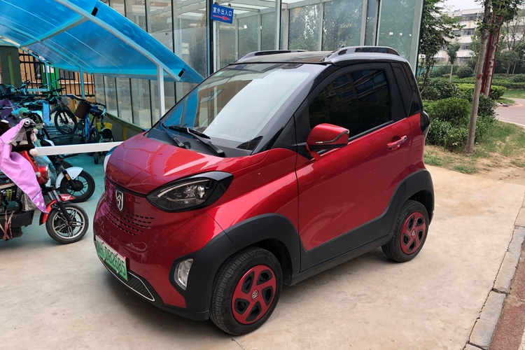 baojun-e100-2.jpg