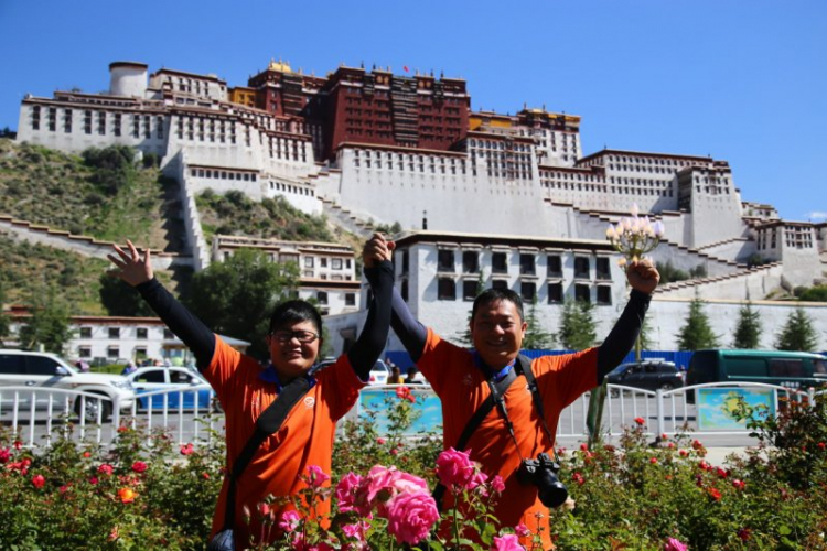 Khám phá lâu đài Potala cao nhất thế giới ở Tây Tạng Khám phá lâu đài Potala cao nhất thế giới ở Tây Tạng