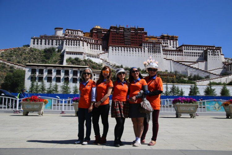Khám phá lâu đài Potala cao nhất thế giới ở Tây Tạng