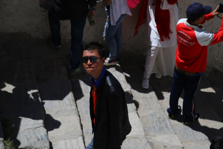 Khám phá lâu đài Potala cao nhất thế giới ở Tây Tạng Khám phá lâu đài Potala cao nhất thế giới ở Tây Tạng