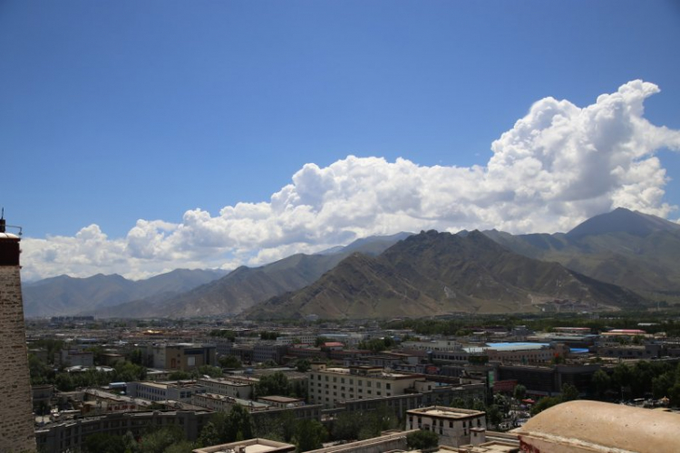 Khám phá lâu đài Potala cao nhất thế giới ở Tây Tạng Khám phá lâu đài Potala cao nhất thế giới ở Tây Tạng