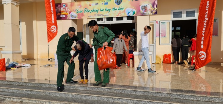 Hành trình Xuân yêu thương 2025 - Nối dài yêu thương, ấm lòng dân bản