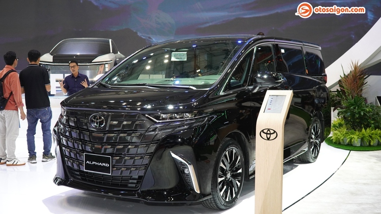 toyota-alphard-2025.jpg