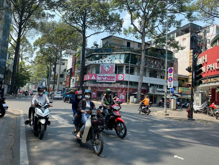 Giải cứu: bất động sản triệu đô ( hàng ngộp, thơm ).... update liên tục..