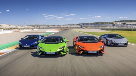 Lamborghini line up.jpg