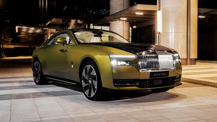 Rolls royce spectre.jpg