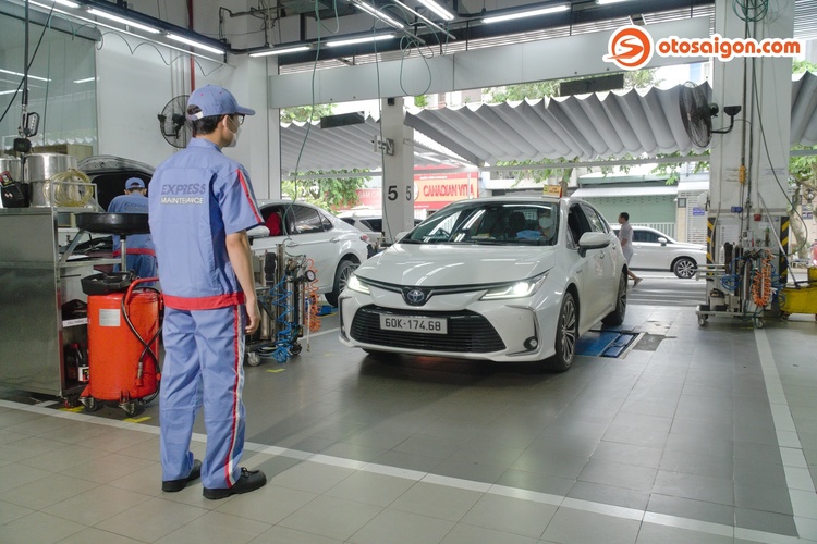 Lợi và hại khi bảo dưỡng xe hơi tại garage bên ngoài dịp lễ Tết?