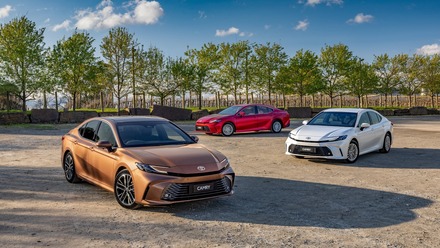 Toyota Camry 2025.jpg