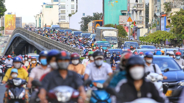 Người dân ngán ngẩm vì kẹt xe trên đường Cộng Hòa, ngành giao thông nêu giải pháp