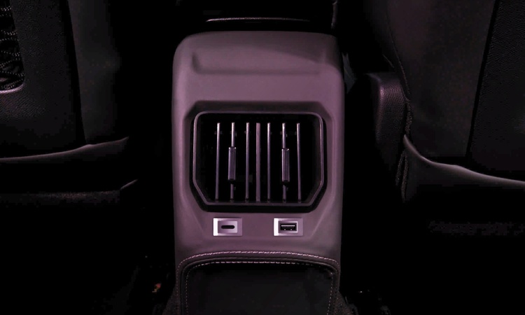 peugeot-2008-2025-17.jpg