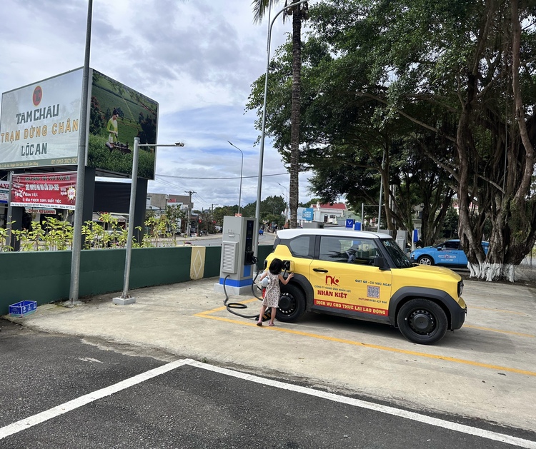 Phượt với VF3 lần đầu: HCM - Đà Lạt hơn 630km Phượt với VF3 lần đầu: HCM - Đà Lạt hơn 630km