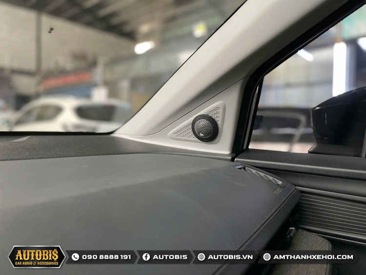 Hyundai Custin nâng cấp âm thanh khác biệt với Focal và Rainbow