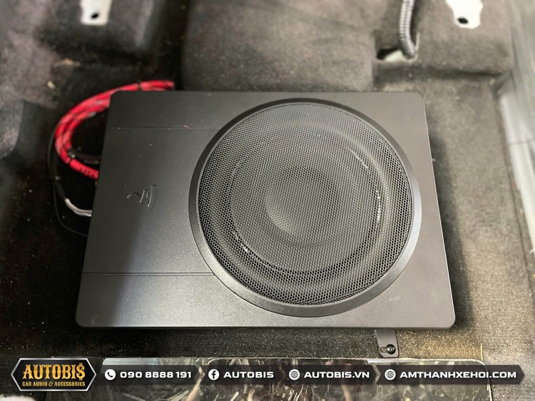 Hyundai Custin nâng cấp âm thanh khác biệt với Focal và Rainbow