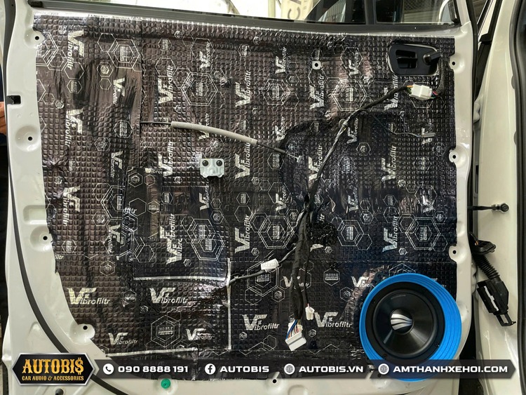 Hyundai Custin nâng cấp âm thanh khác biệt với Focal và Rainbow