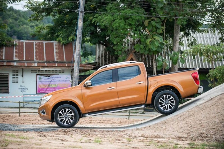 Nissan Việt Nam tổ chức chương trình Offroad cho khách hàng Nghệ An