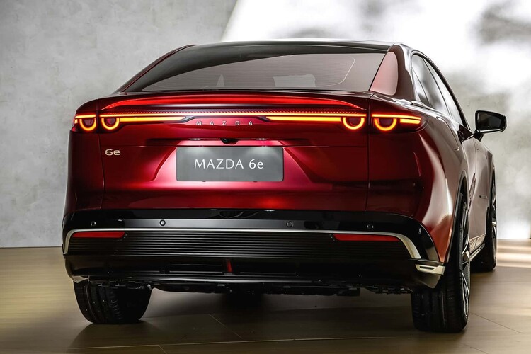 Mazda 6e 9.jpg