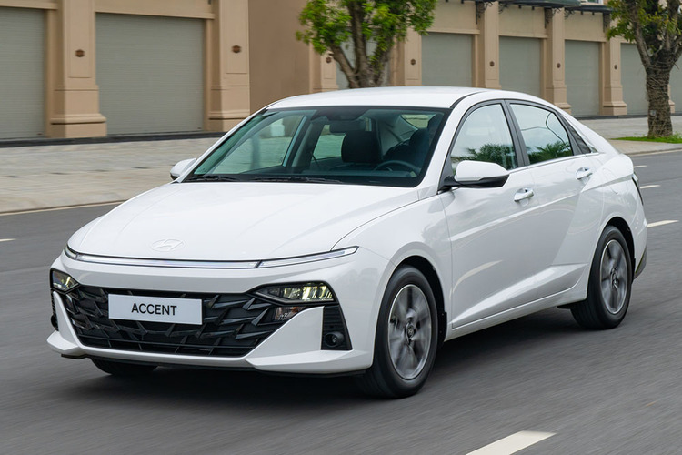 Xem Tesla Model Y 2025 bản nâng cấp vừa có mặt tại Malaysia, giá từ 1,13 tỷ đồng