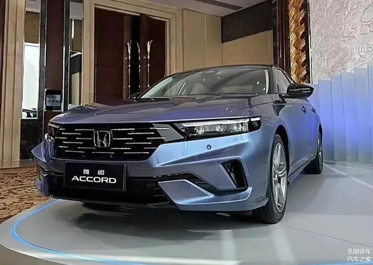 Honda Accord 2026 Facelift ra mắt tại Trung Quốc, đầu xe bớt xấu hơn hẳn