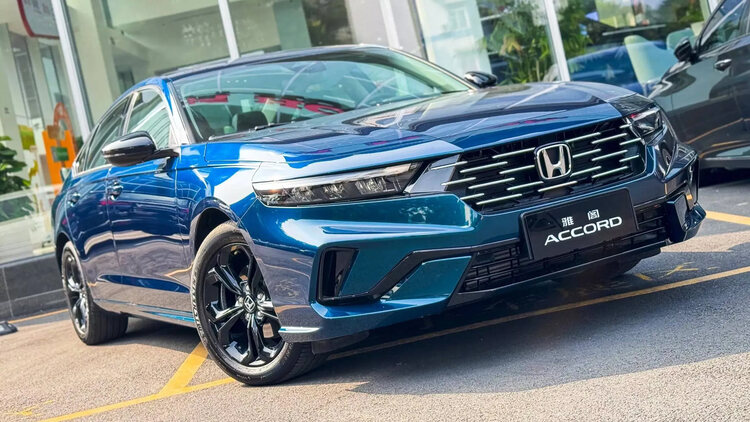 Honda Accord 2026 Facelift ra mắt tại Trung Quốc, đầu xe bớt xấu hơn hẳn