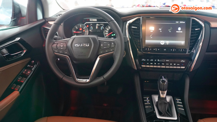 Vì sao Isuzu Mux 7 chỗ (SUV) và D-max (pickup) lại ế tại Việt Nam?