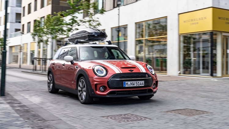 MINI Clubman được hưởng nhiều gói ưu đãi hấp dẫn, cơ hội sở hữu xe sang Anh Quốc dành cho gia đình ngay trong tháng 3