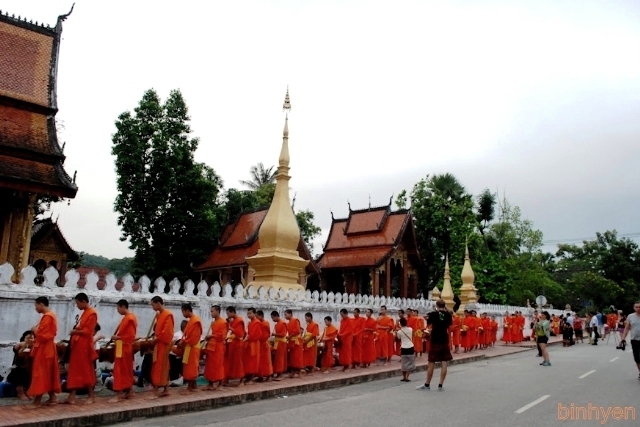 Bắc Việt – Thượng Lào du k‎ý!