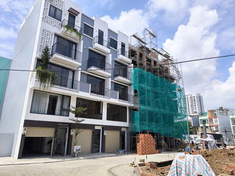 Tài chính 4,5 tỷ nên mua đất hay chung cư? Tài chính 4,5 tỷ nên mua đất hay chung cư?