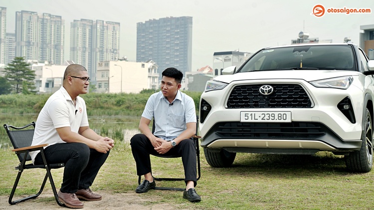 Vì sao anh Thịnh xuống tiền cho Toyota Yaris Cross máy xăng?